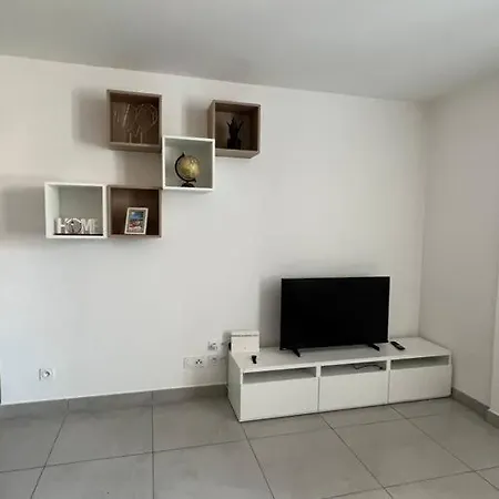 Les Hauts Du Port-appartement Neuf Sur Le Port 보니파시오