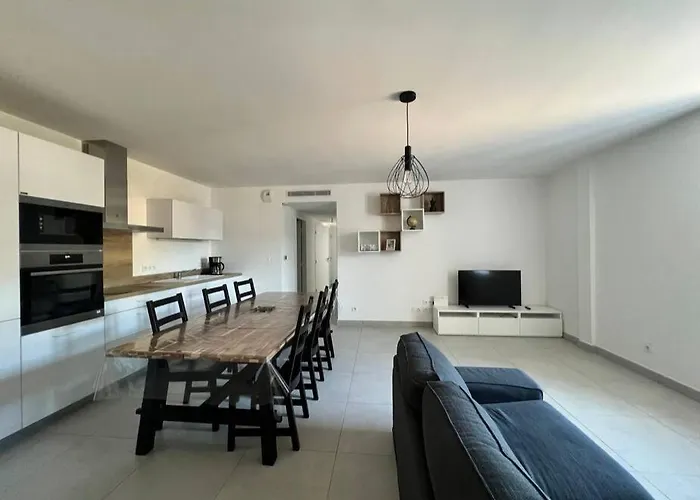 Les Hauts Du Port-appartement Neuf Sur Le Port Bonifacio (Corsica)