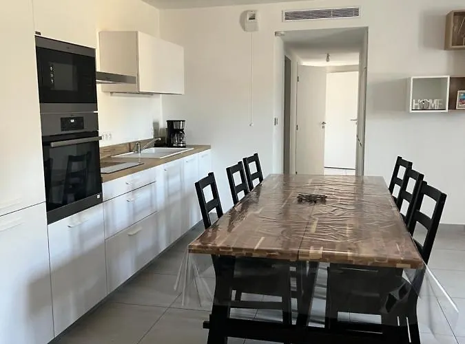 Appartement Les Hauts Du Port-appartement Neuf Sur Le Port *